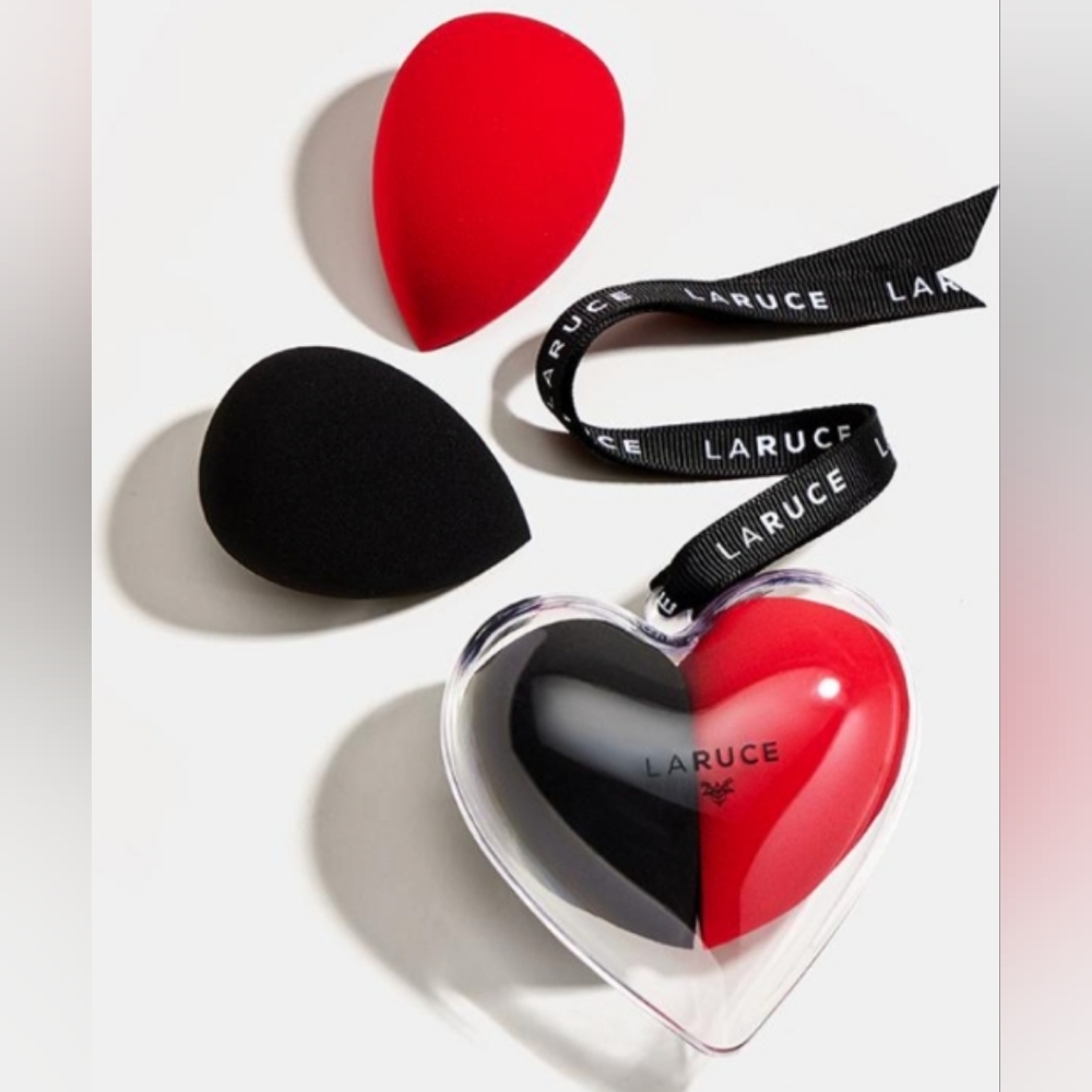 LARUCE BEAUTY Duo Sponge Set With Heart Case - Picture 5 of 5